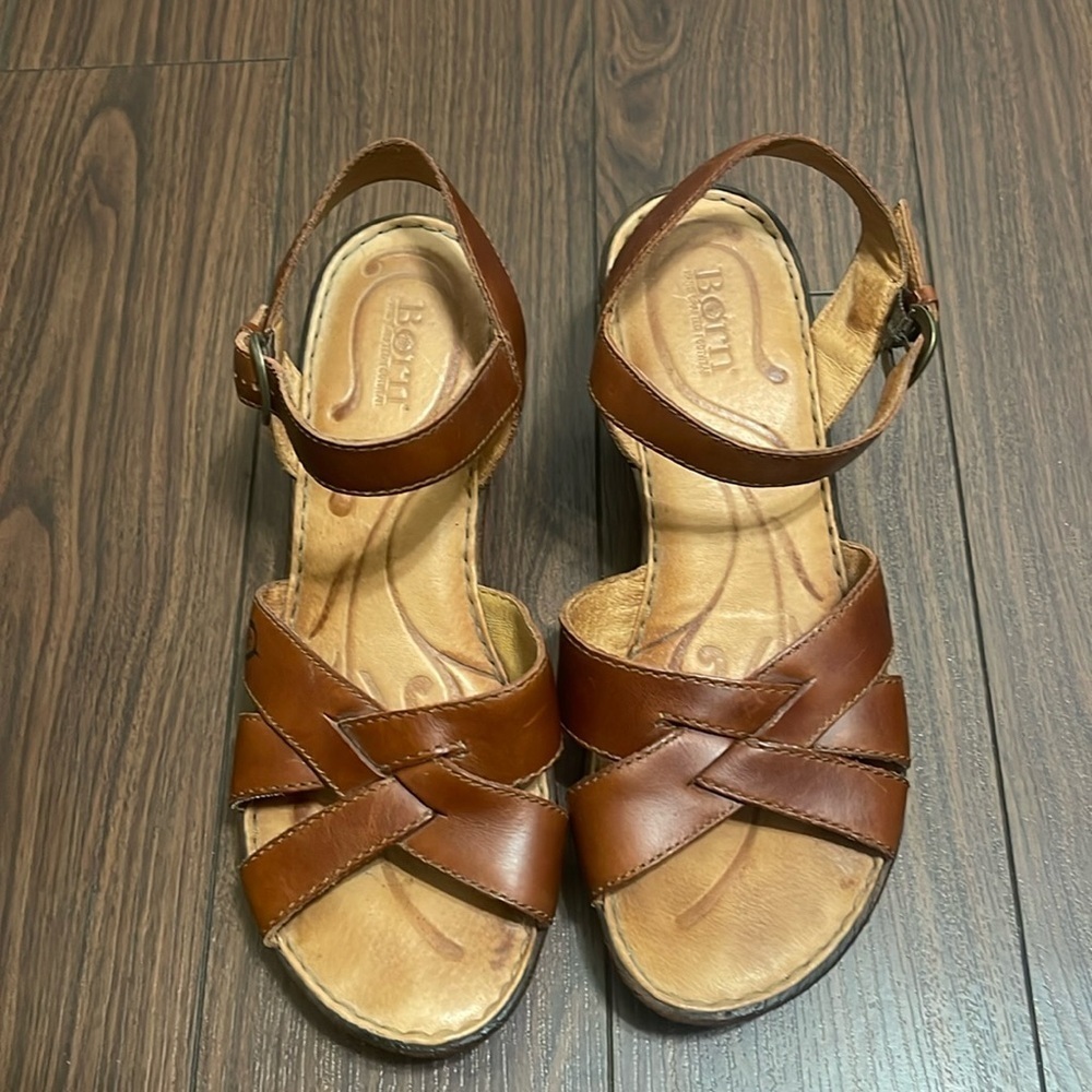 Born Leather Sandals Brown Size 10 - Picture 1 of 11